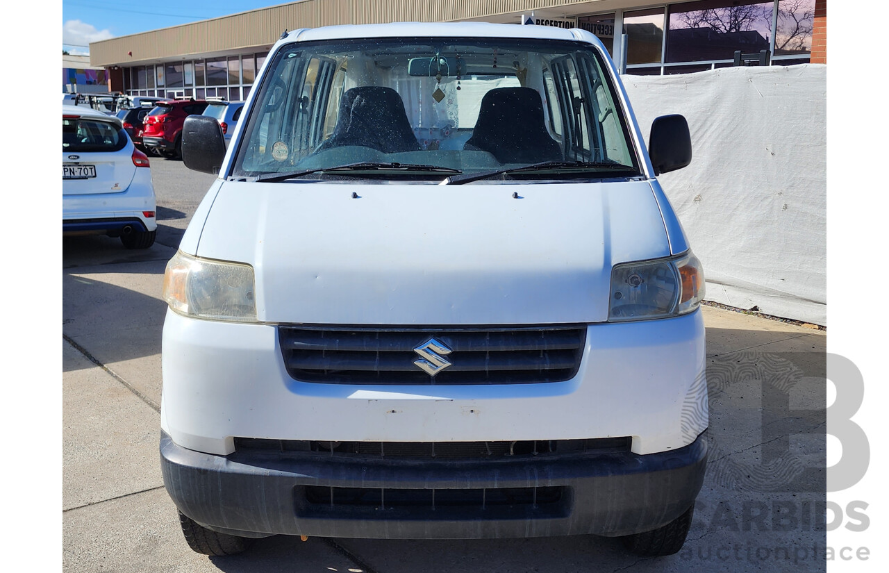 5/2006 Suzuki APV  GD 4d Van White 1.6L