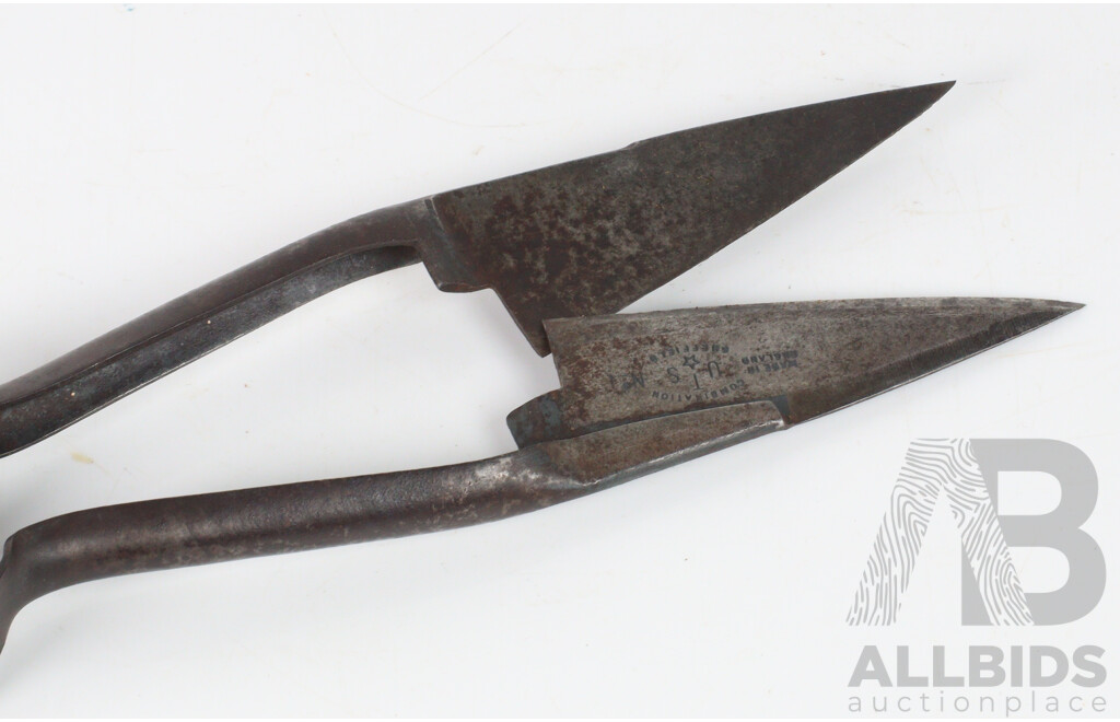 Pair of Vintage Comnbination Metal Hand Sheep Shears in Bespoke Timber Holster