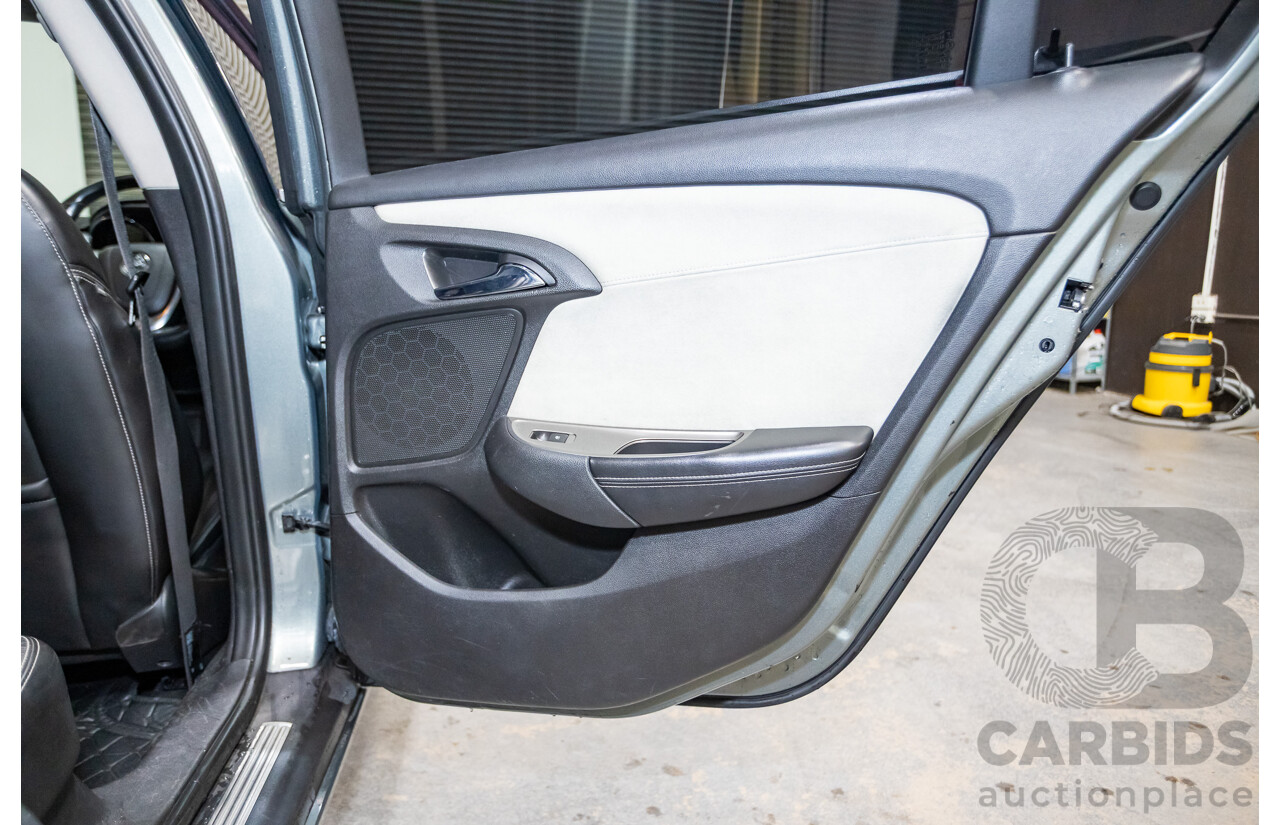 5/2013 Holden VF Calais V 4d Sedan Prussian Steel V8 6.0L