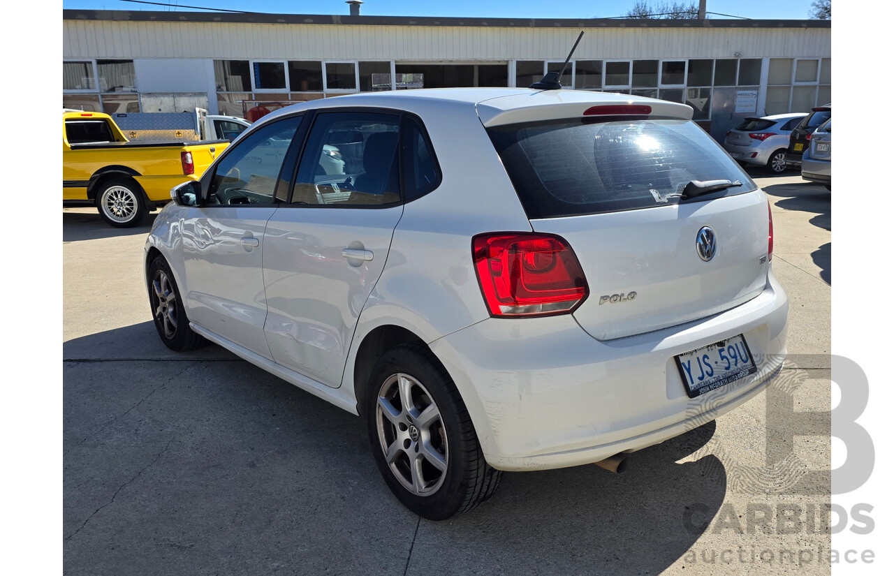 4/2013 Volkswagen Polo 66 TDI Comfortline 6R MY13 5d Hatchback White 1.6L