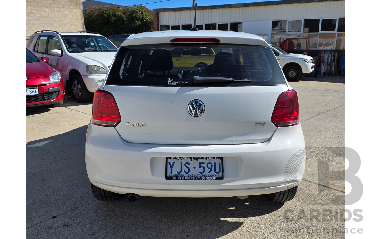 4/2013 Volkswagen Polo 66 TDI Comfortline 6R MY13 5d Hatchback White 1.6L