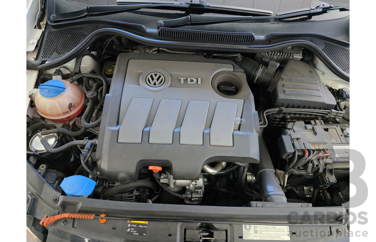 4/2013 Volkswagen Polo 66 TDI Comfortline 6R MY13 5d Hatchback White 1.6L