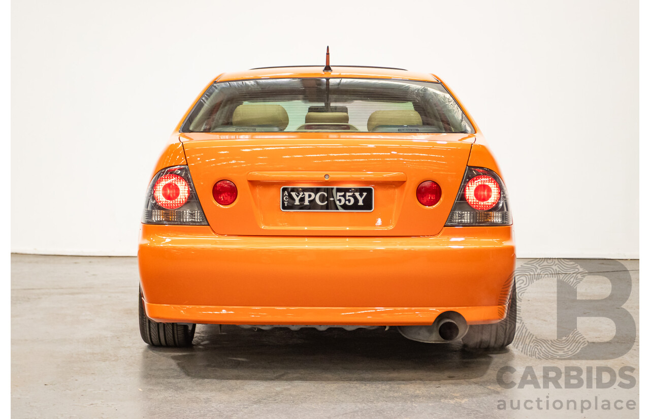 9/2001 Lexus IS200 GXE10R 4d Sedan Sunburst Orange 2.0L