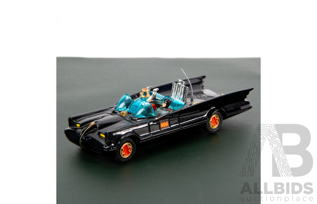 Vintage 1966 Corgi Toys No. 267 Die-Cast Batmobile with Batman and Robin