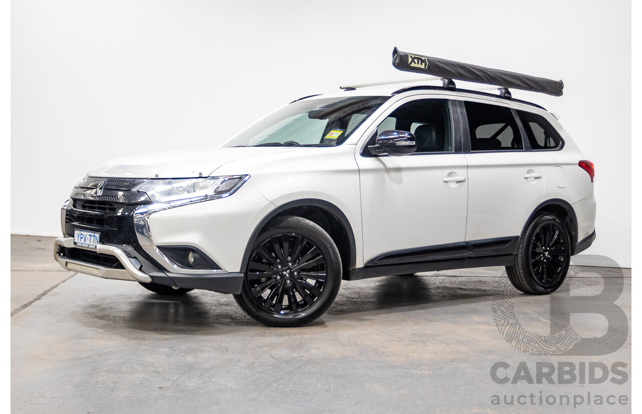 02/2020 Mitsubishi Outlander Black Edition 7  ZL MY20 4D Wagon Diamond White Pearl 2.4L - 7 Seats