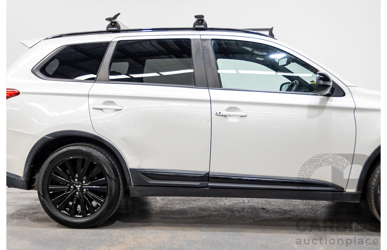 02/2020 Mitsubishi Outlander Black Edition 7  ZL MY20 4D Wagon Diamond White Pearl 2.4L - 7 Seats