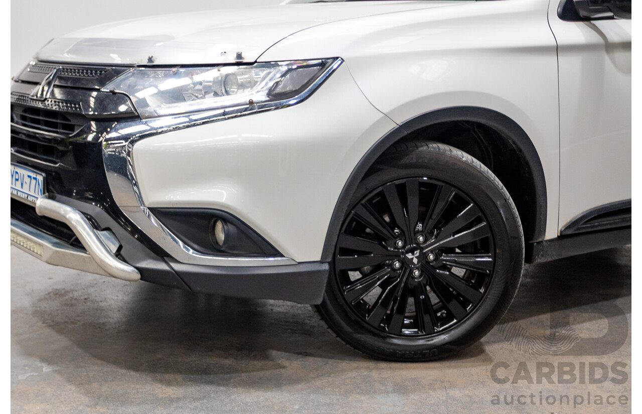 02/2020 Mitsubishi Outlander Black Edition 7  ZL MY20 4D Wagon Diamond White Pearl 2.4L - 7 Seats