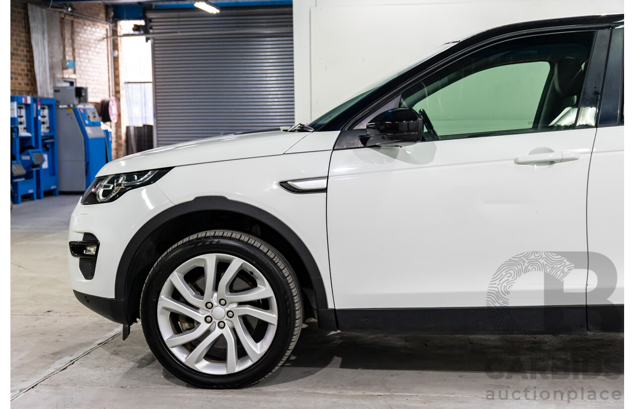 02/2018 Land Rover Discovery Sport SD4 HSE (177kW AWD) 5 Seat L550 MY18 4d Wagon Fuji White/ Santorini Black Roof Turbo Diesel 2.0L