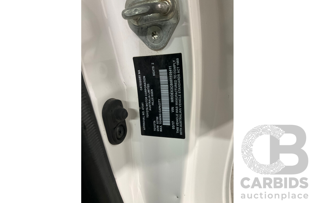 03/2017 Toyota Hilux Workmate (RWD) TGN121R MY17 C/Chas Glacier White 2.7L