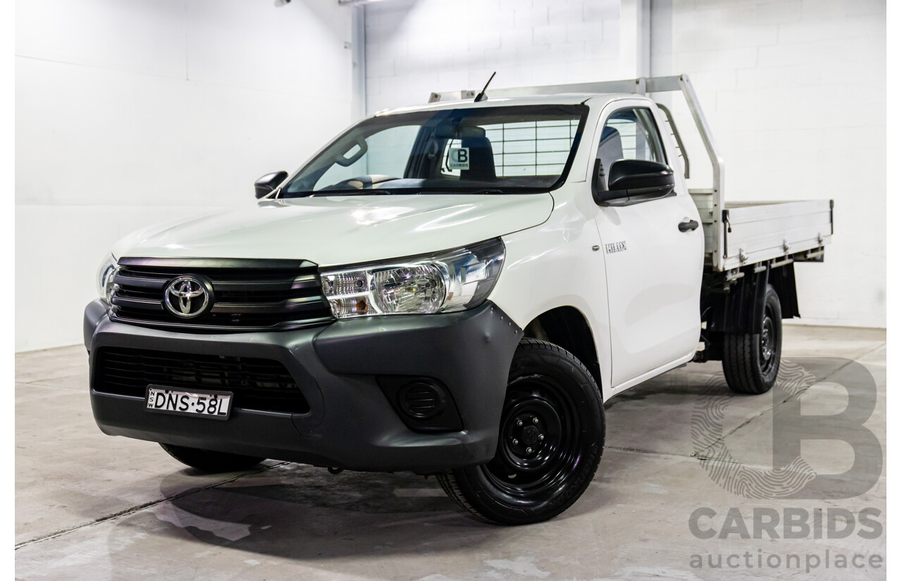 03/2017 Toyota Hilux Workmate (RWD) TGN121R MY17 C/Chas Glacier White 2.7L