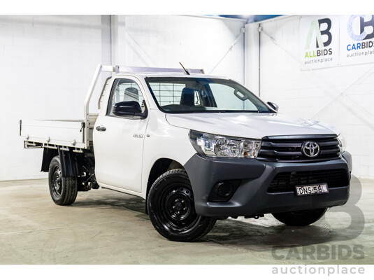 03/2017 Toyota Hilux Workmate (RWD) TGN121R MY17 C/Chas Glacier White 2.7L