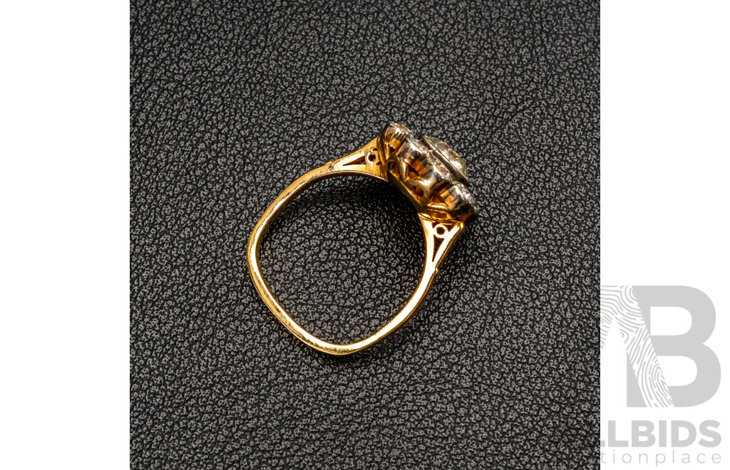 Antique Art Deco 18ct Old European Cut 1.71ct Diamond Daisy Ring with TDW 3.21ct, Size O, 4.84 Grams