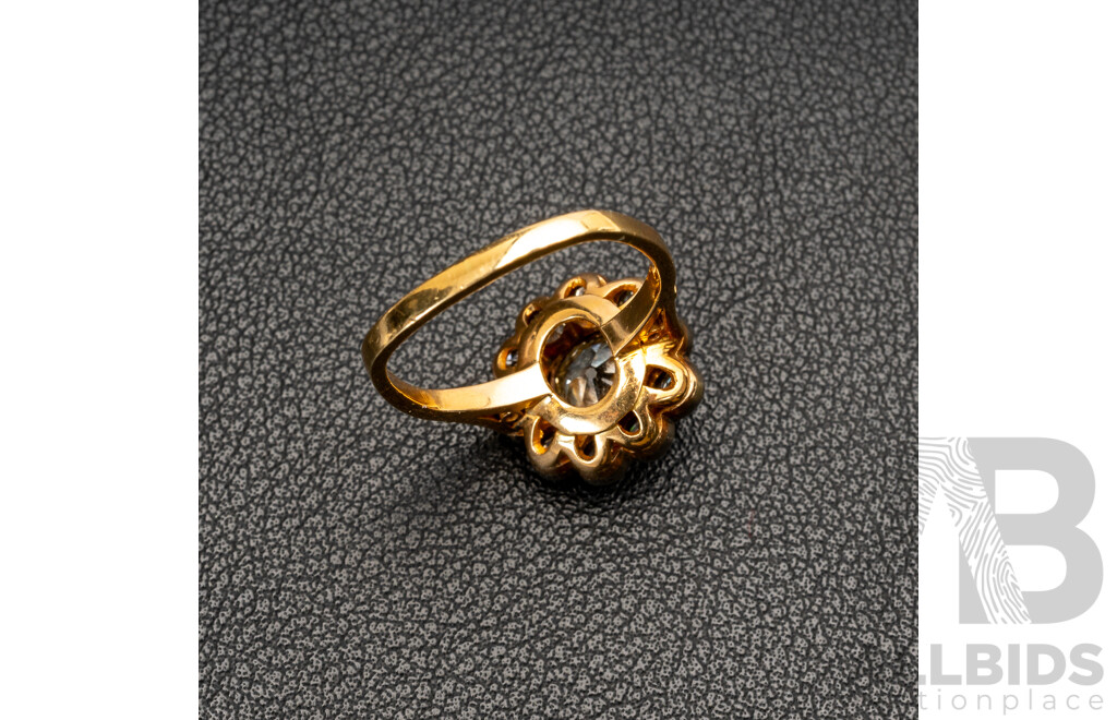 Antique Art Deco 18ct Old European Cut 1.71ct Diamond Daisy Ring with TDW 3.21ct, Size O, 4.84 Grams