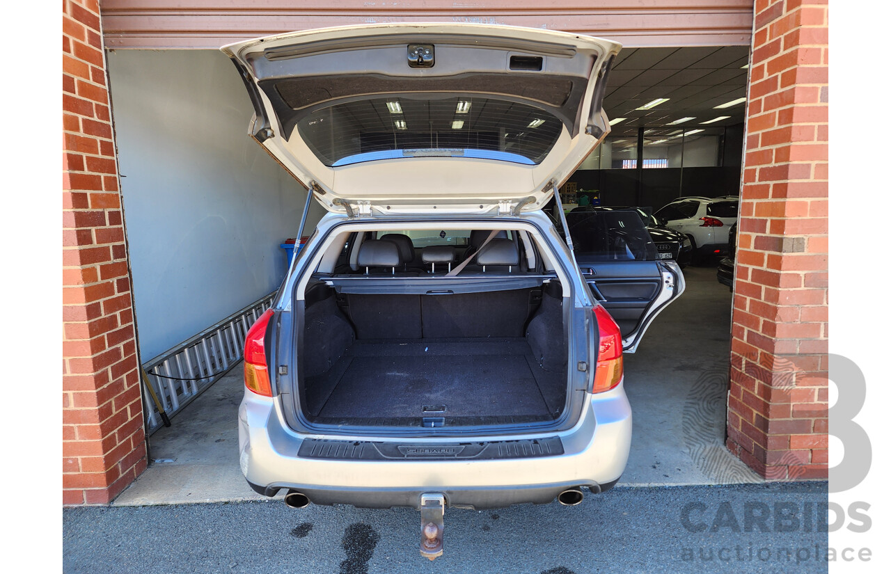 7/2004 Subaru Outback 2.5i Premium MY04 4d Wagon Silver 2.5L