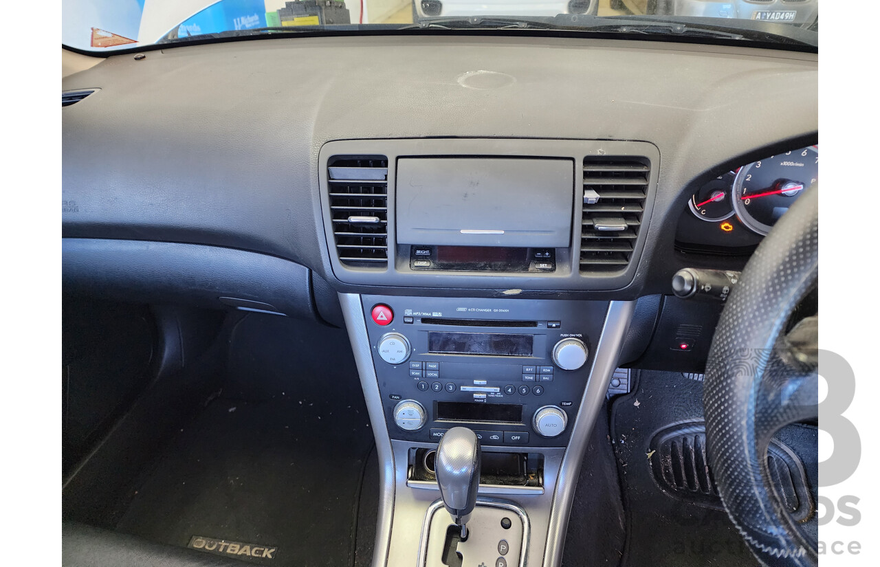7/2004 Subaru Outback 2.5i Premium MY04 4d Wagon Silver 2.5L