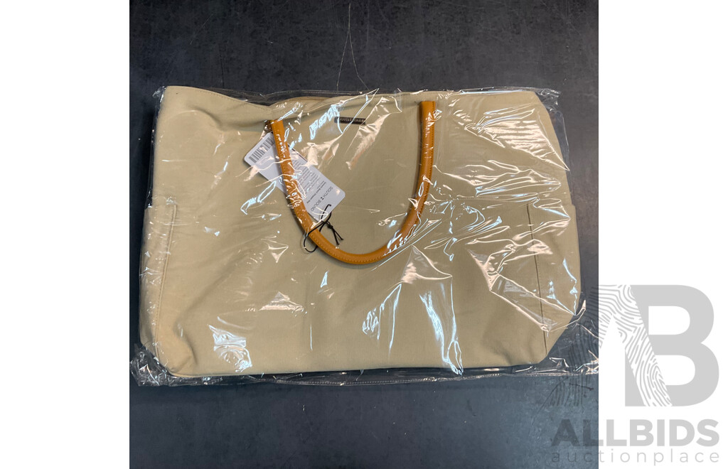 SOUTH BOUND Sunsets Beach Shopper Bag - SB5501 Taupe - Lot of 20  - Estimated Total RRP $798.00