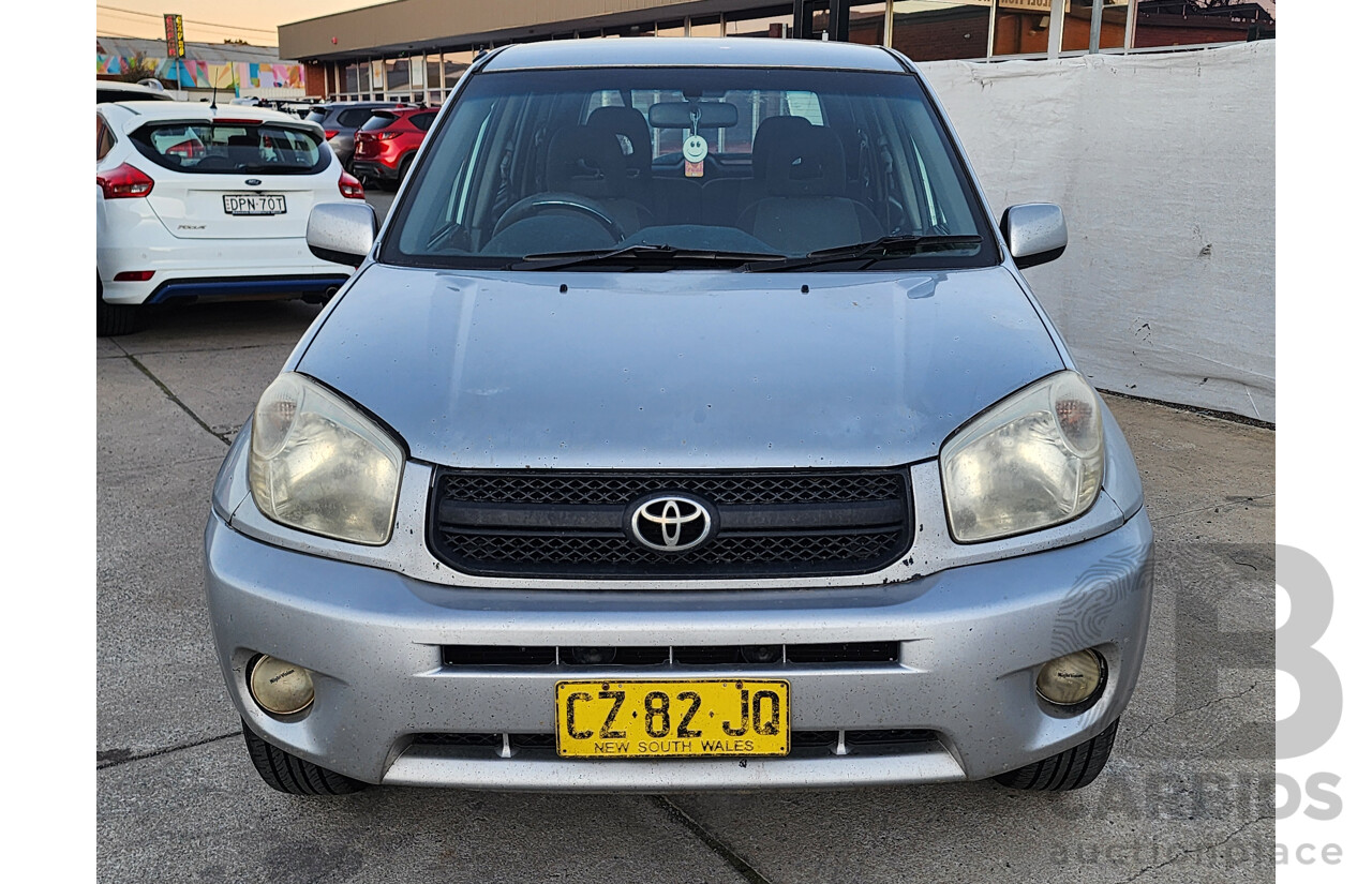 4/2004 Toyota Rav4 CV (4x4) ACA23R 4d Wagon Silver 2.4L