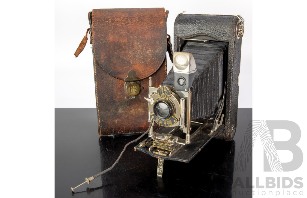 Vintage No.3A Autographic Kodak Camera by Eastman Kodak in Leather Case