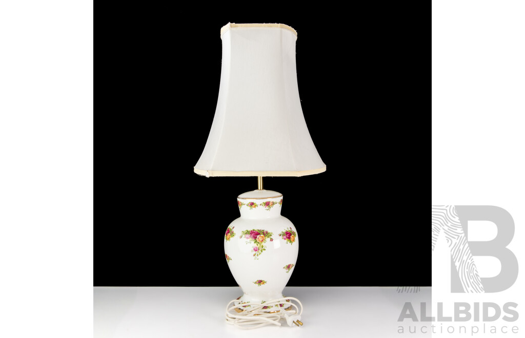 Royal Doulton Porcelain Lamp Base in Old Country Roses Pattern, with Shade