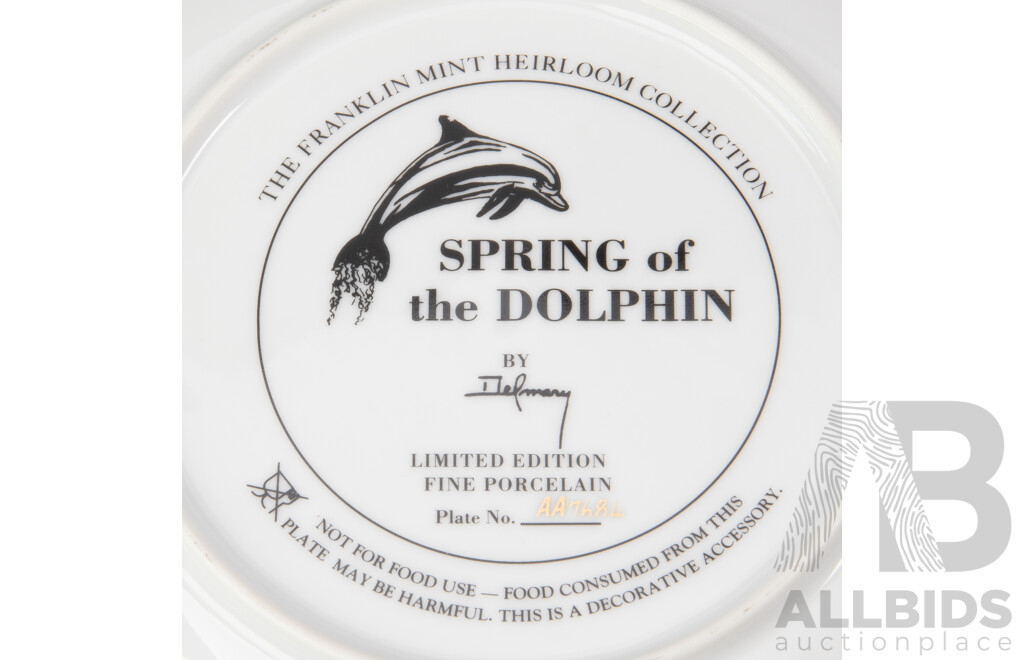 Collection Display Plates Comprising Three Royal Vale Bird Examples, Set Eight Limited Edition Bradex Dolphin Examples