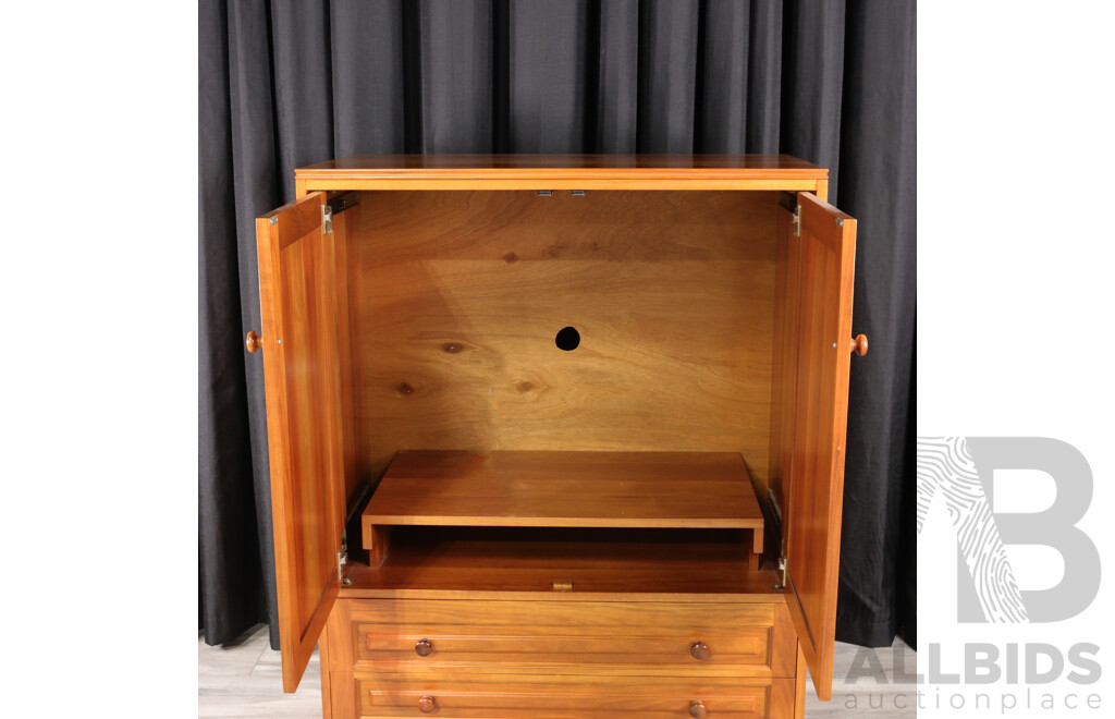 Tasmanian Blackwood Two Door Entertainment Toledo Furniture