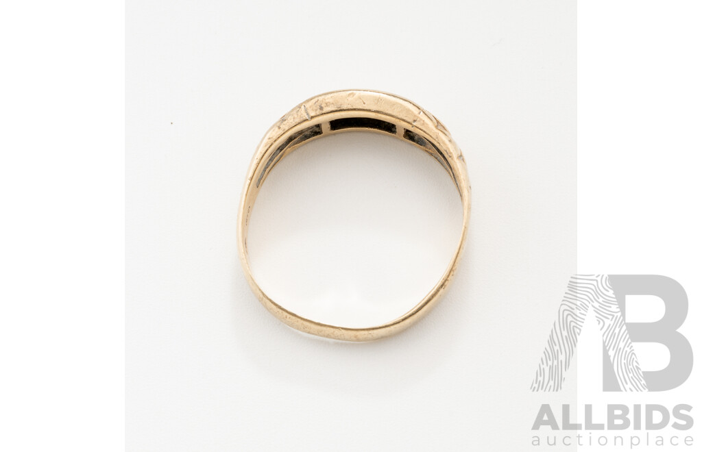 9ct Scrap or Wear, Mens Damaged Diamond Set Dress Ring, Size V, 4.97 Grams