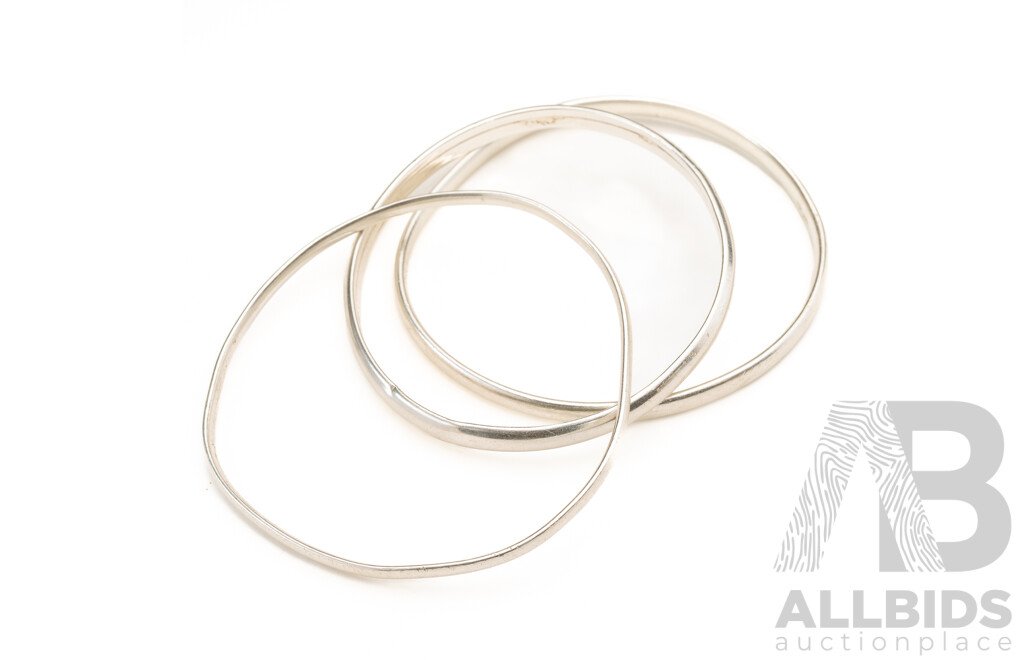 Collection of (3) Solid Sterling Silver Bangles, 49.0 Grams