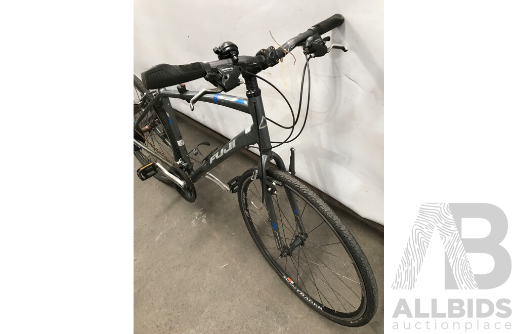 Fuji Boulevard 24 Speed Hybrid Bike