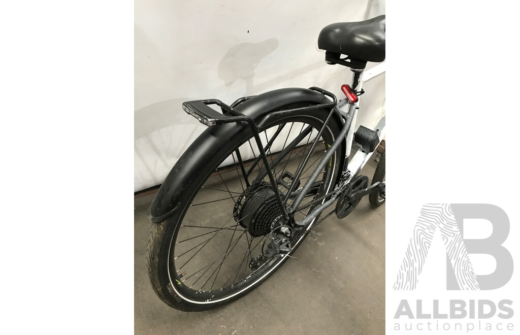 Spray Painted 24 Speed Electric Bike