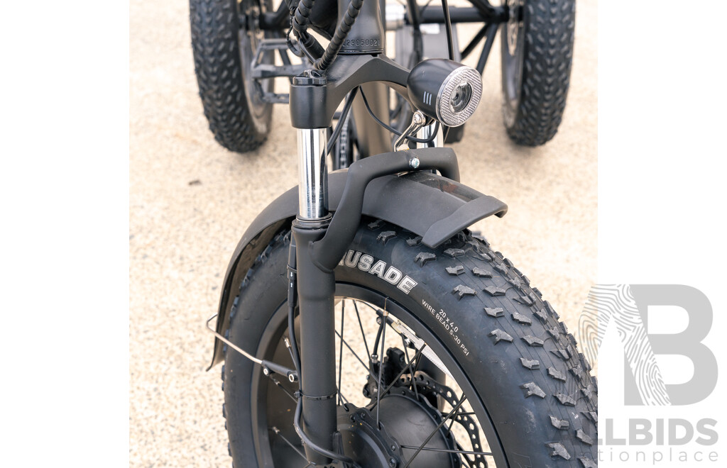 Black 7 Speed Electric Tricycle