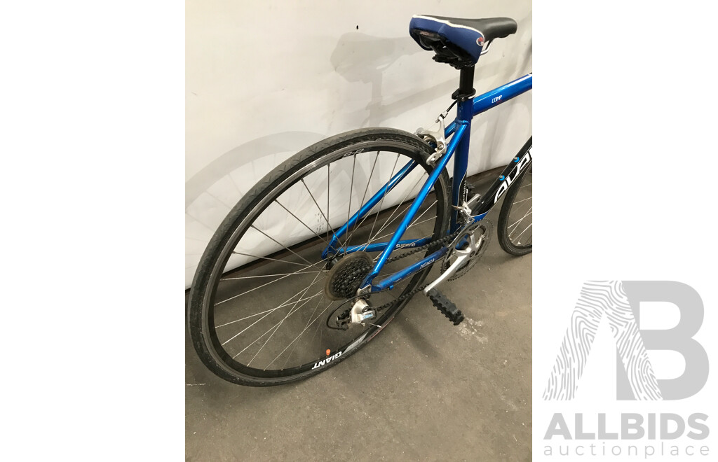 Avanti Monza 8 Speed Road Bike