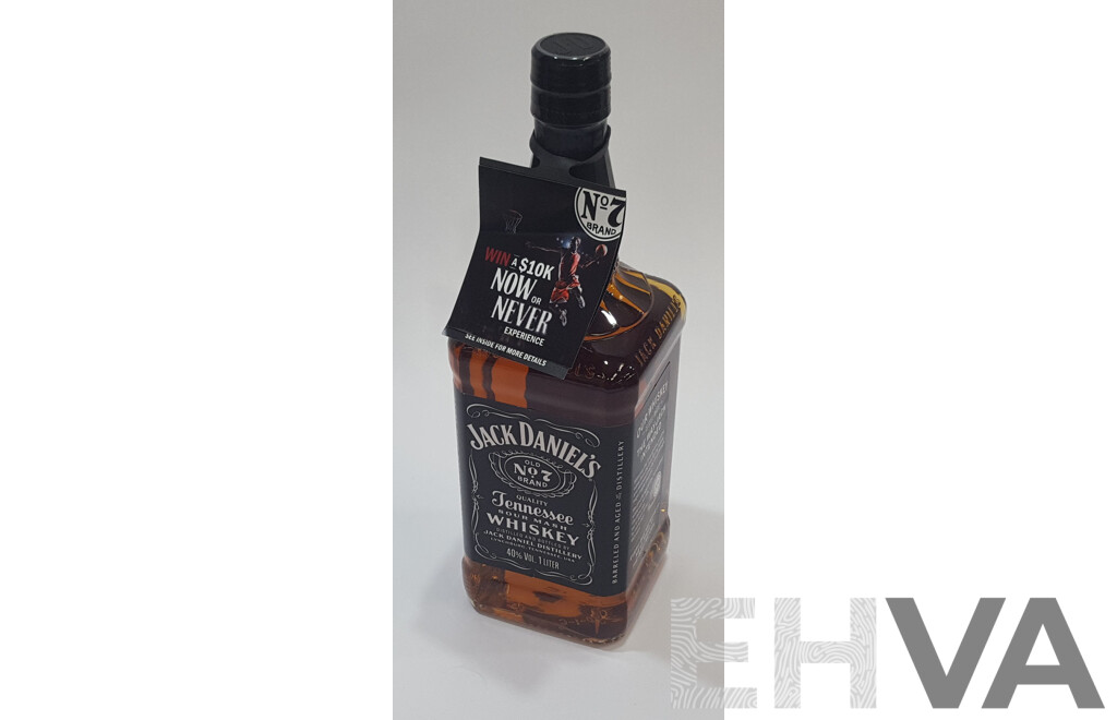 Jack Daniel's Old No.7 Brand Quality Tennessee Sour Mash Whiskey 1L