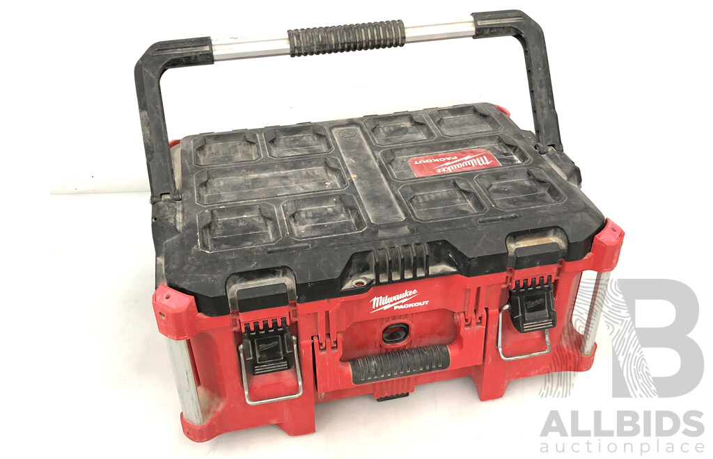 Milwaukee Packout Toolbox