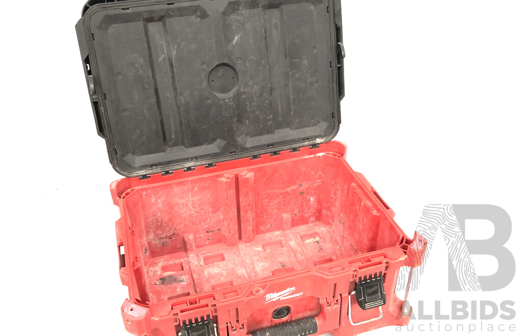 Milwaukee Packout Toolbox