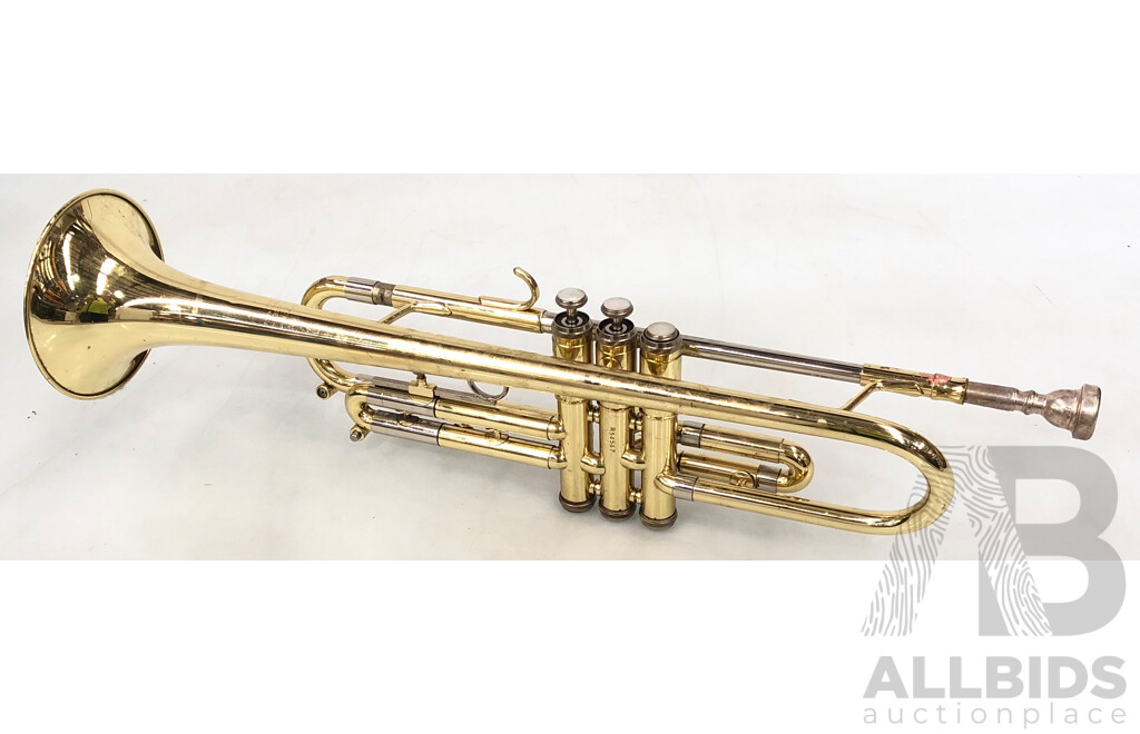 Getzen 300 Series Elkhorn Brass Trumpet
