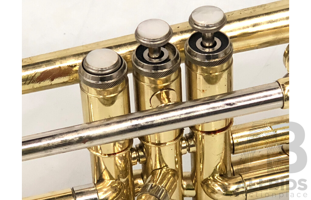 Getzen 300 Series Elkhorn Brass Trumpet