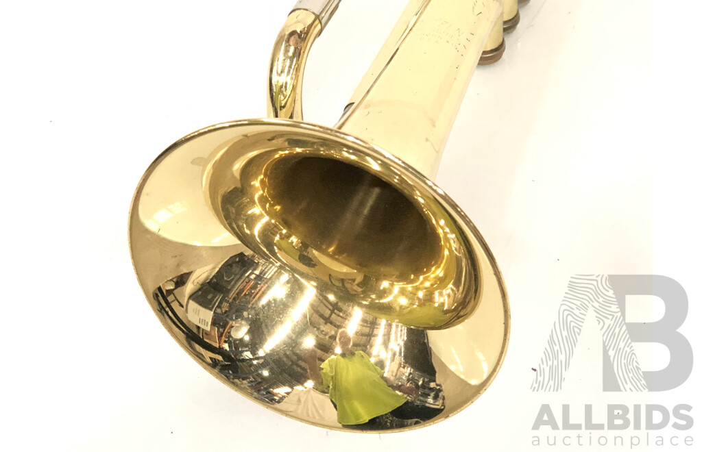 Getzen 300 Series Elkhorn Brass Trumpet