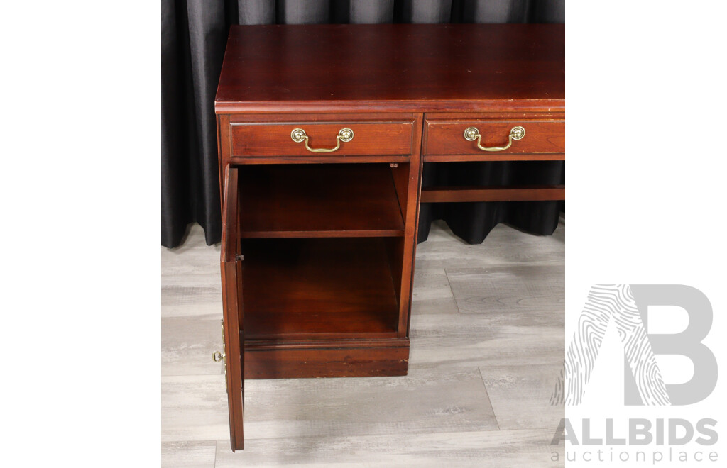 Drexel Single Pedestal Students Desk