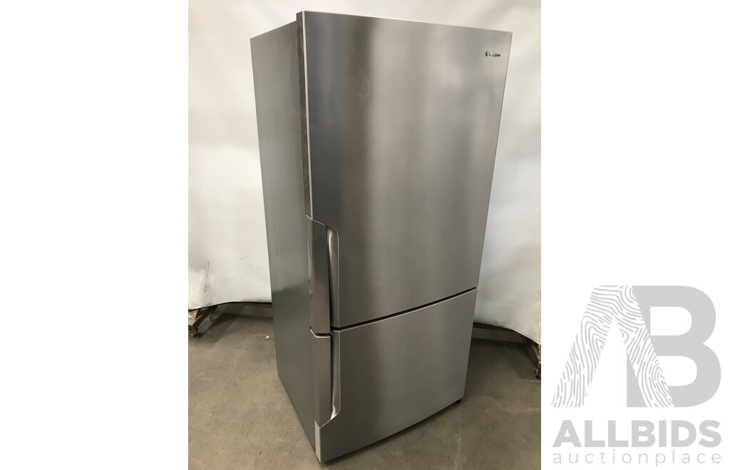 Westinghouse 529L Stainless Steel Botom Mount Refrigerator