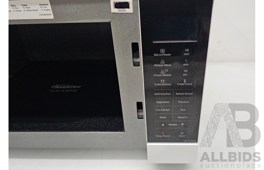 Panasonic (NN-SF564W) Flatbed Inverter Microwave