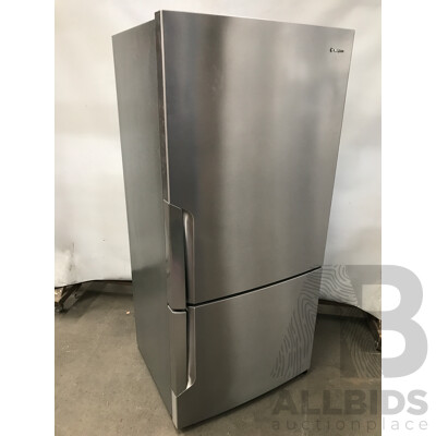 Westinghouse 529L Stainless Steel Botom Mount Refrigerator