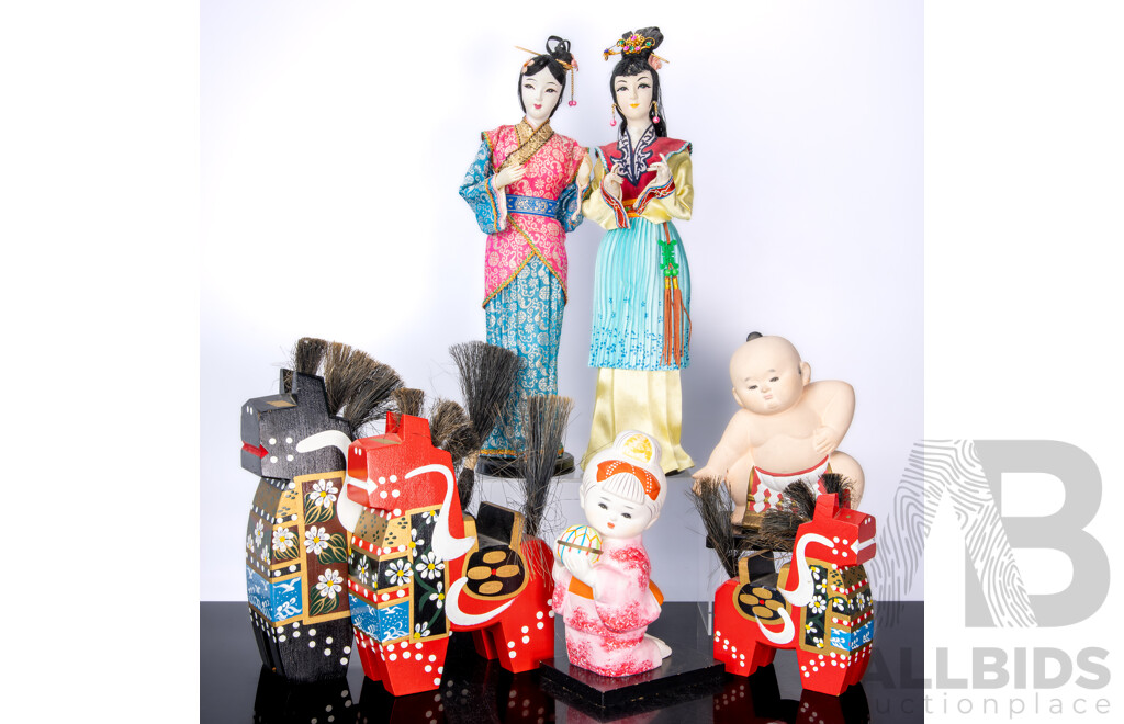 Collection Vintage Japanese Items Including Three Hachinohe Yawata Uma Good Luck Horses, Pair Geisha Dolls, Two Hakata Clay Dolls ,