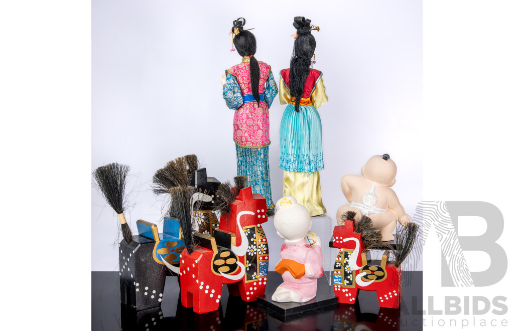 Collection Vintage Japanese Items Including Three Hachinohe Yawata Uma Good Luck Horses, Pair Geisha Dolls, Two Hakata Clay Dolls ,