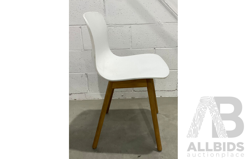 HAY About a Chair AAC12, White 2.0 - Lacquered Oak - Set of 6