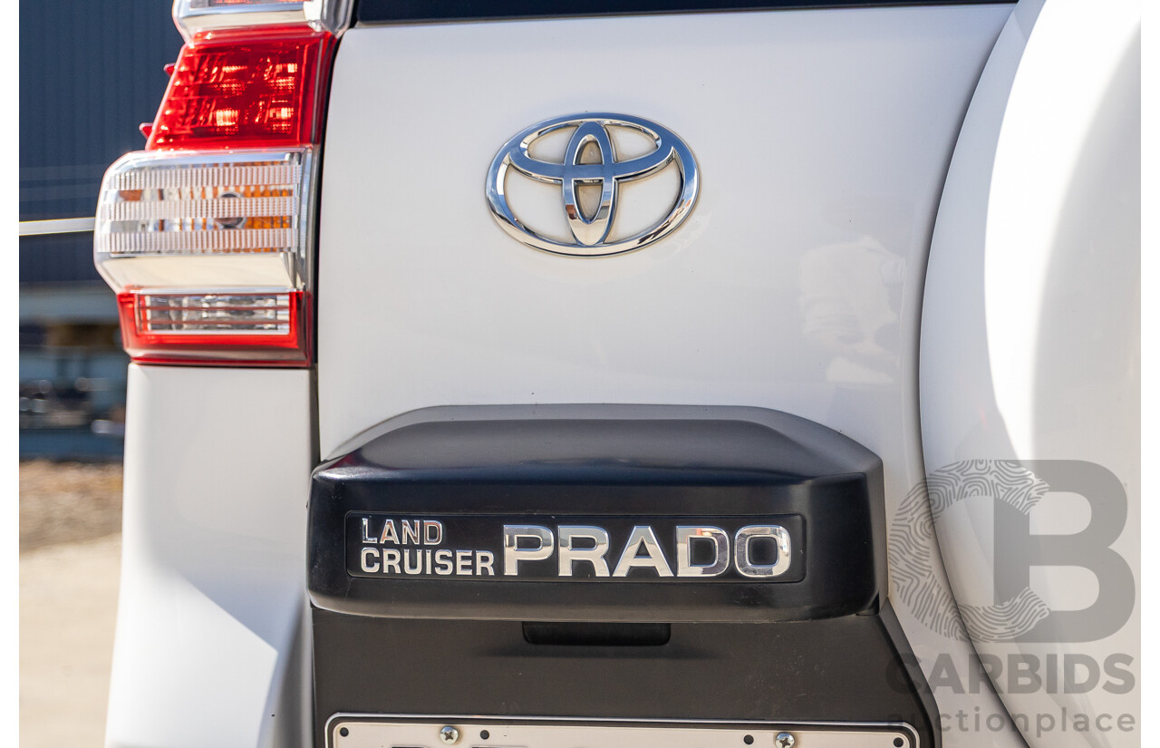 03/2016 Toyota Landcruiser PRADO GXL (4x4) GDJ150R MY16 4D Wagon White Turbo Diesel 2.8L - 7 Seats