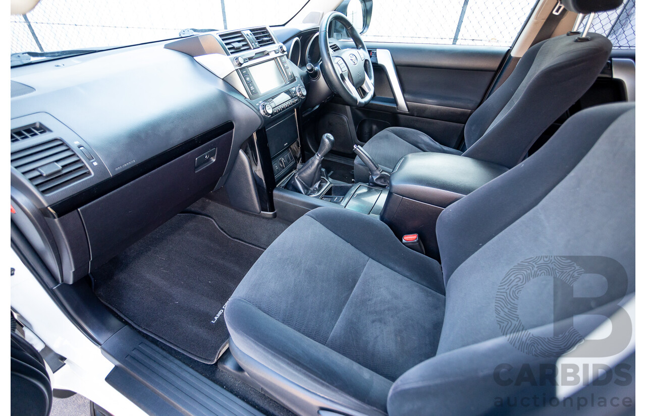 03/2016 Toyota Landcruiser PRADO GXL (4x4) GDJ150R MY16 4D Wagon White Turbo Diesel 2.8L - 7 Seats