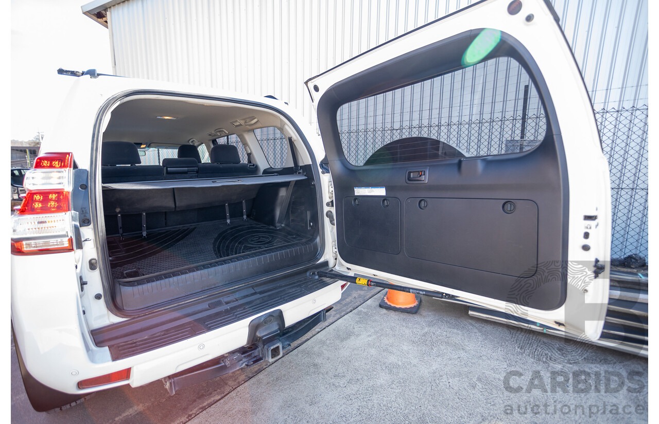 03/2016 Toyota Landcruiser PRADO GXL (4x4) GDJ150R MY16 4D Wagon White Turbo Diesel 2.8L - 7 Seats