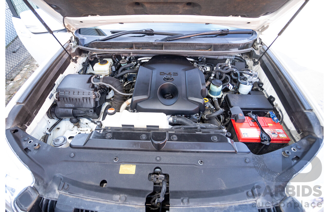 03/2016 Toyota Landcruiser PRADO GXL (4x4) GDJ150R MY16 4D Wagon White Turbo Diesel 2.8L - 7 Seats