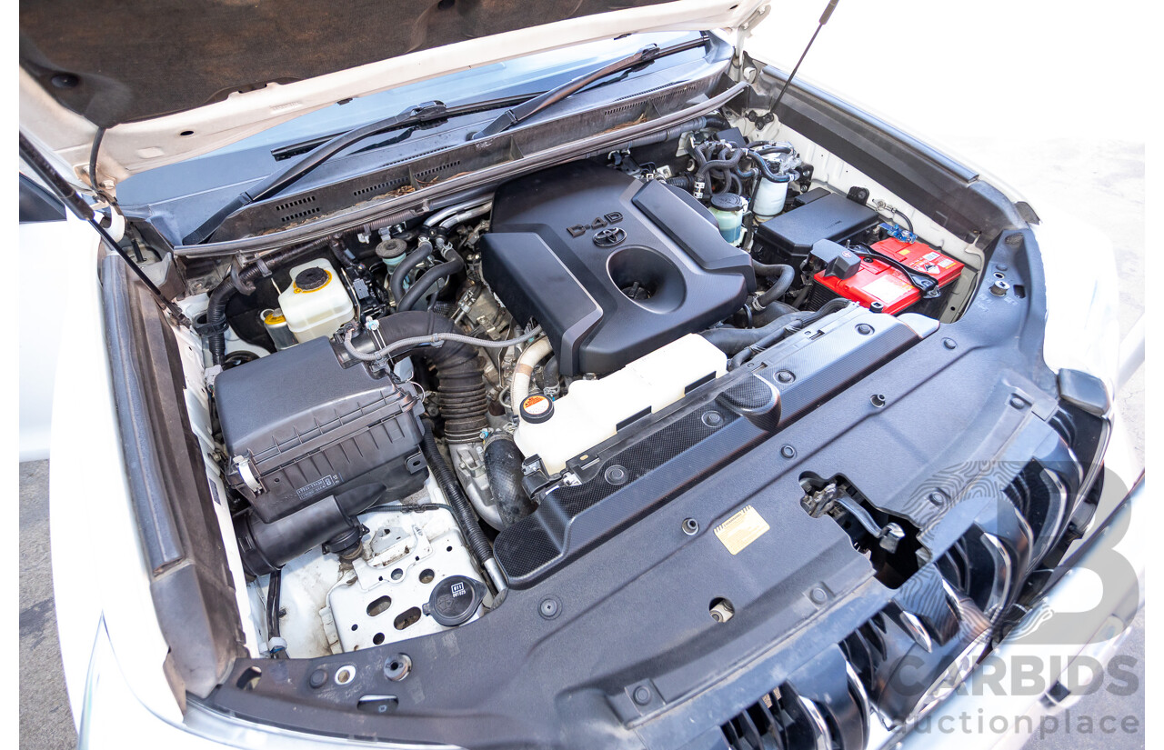 03/2016 Toyota Landcruiser PRADO GXL (4x4) GDJ150R MY16 4D Wagon White Turbo Diesel 2.8L - 7 Seats