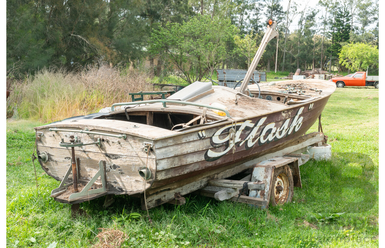 1961 Circa, Australian Made Handcrafted Wooden Clinker Ski-Boat & Trailer Rare 1 of 2, 